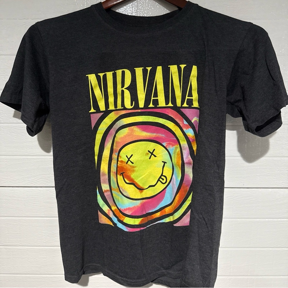 NIRVANA Charcoal Tee with Colorful Graphic Mens Small Vintage
